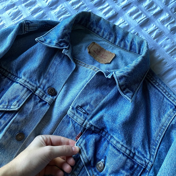 Vintage Levi’s Denim Jacket - Picture 2 of 5
